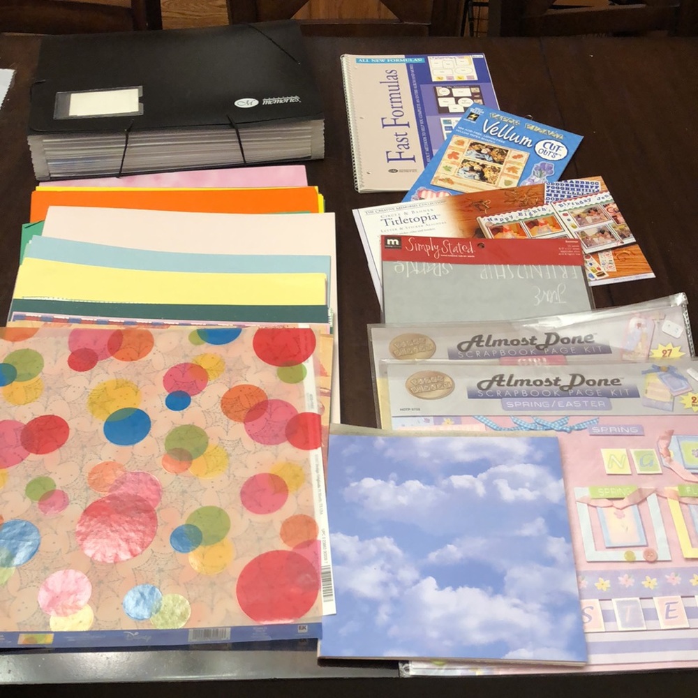 Creative memories books & Lot of scrapbooking papers.